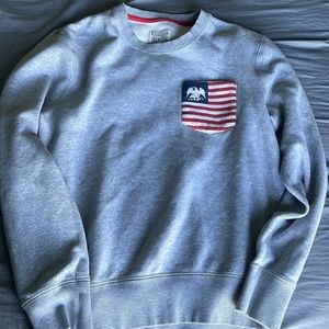 Converse crew neck